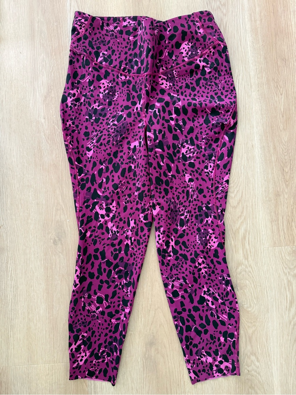 lululemon base pace high-rise running tight 25” size 14